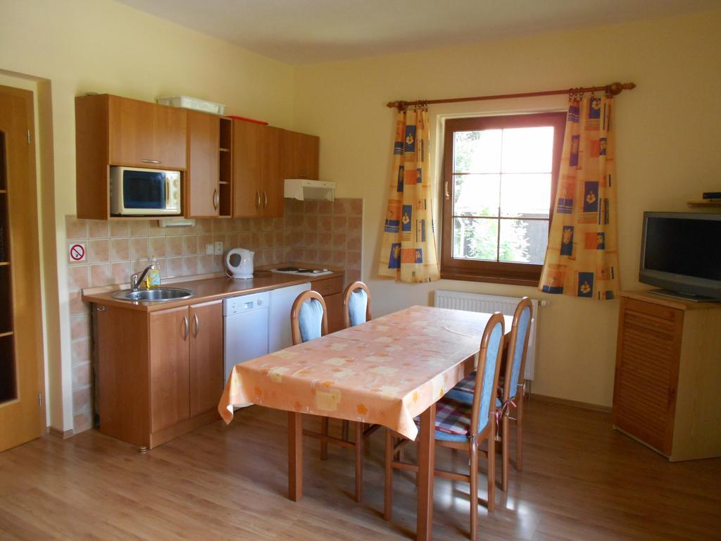 Železná Ruda Apartmany Base Camp מראה חיצוני תמונה